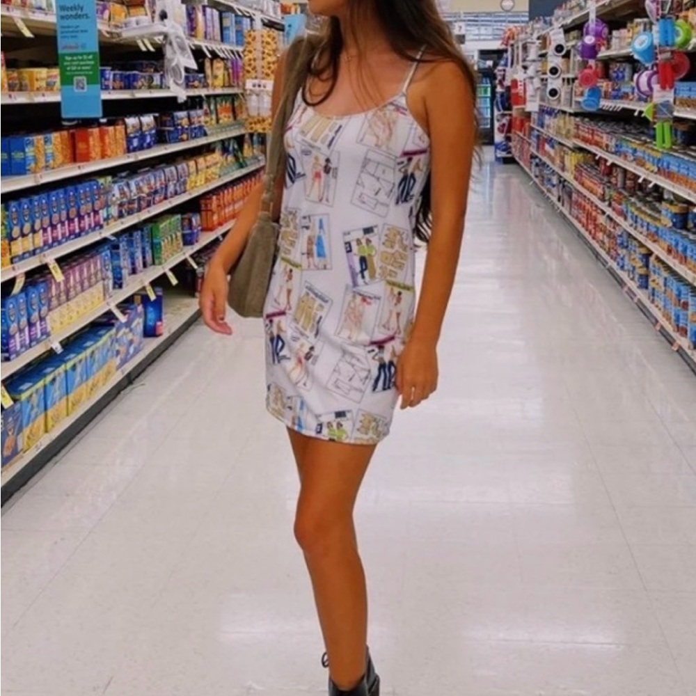 4Uonlyusa brand. Cute graphic print slip dress, worn once.